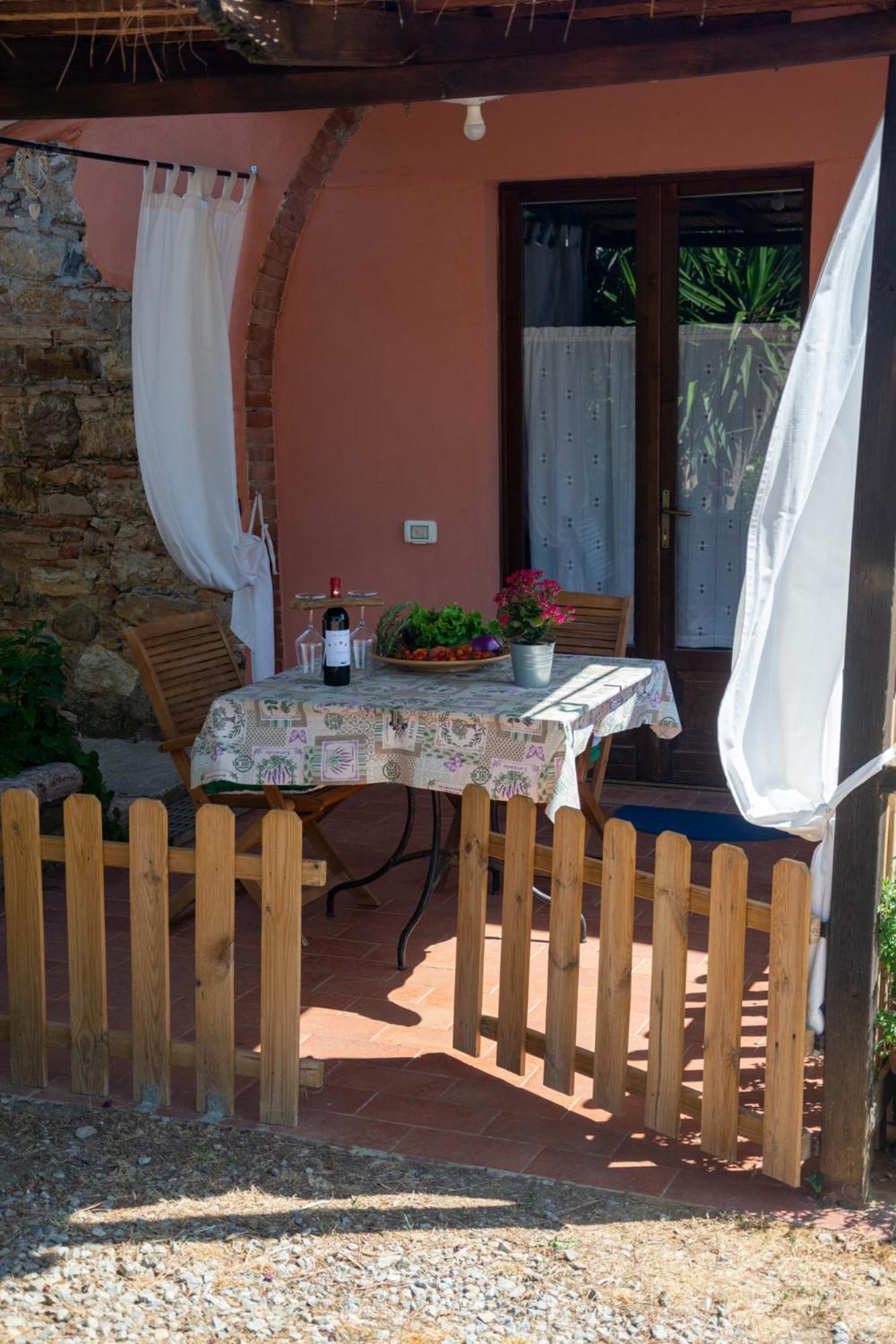 Agriturismo Colle Vento Suvereto Cameră foto